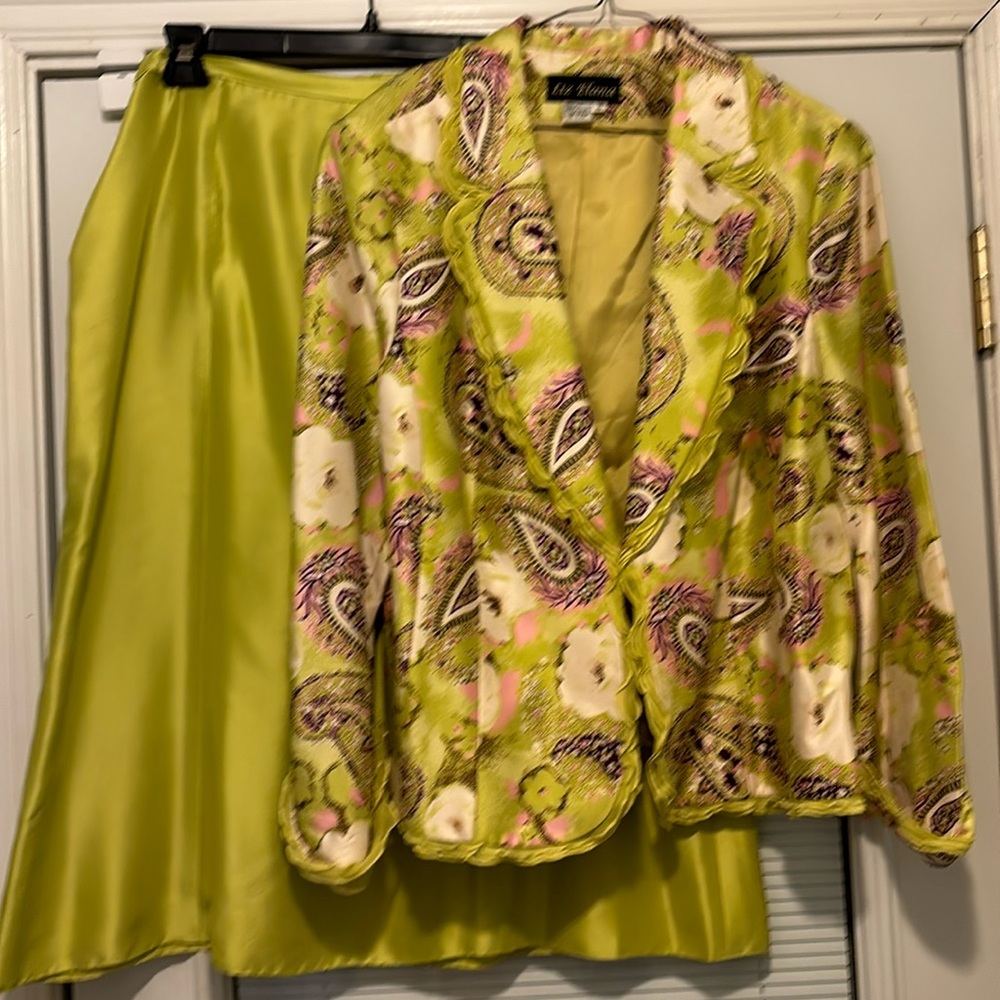 Beautiful Green Liz Elana Suit